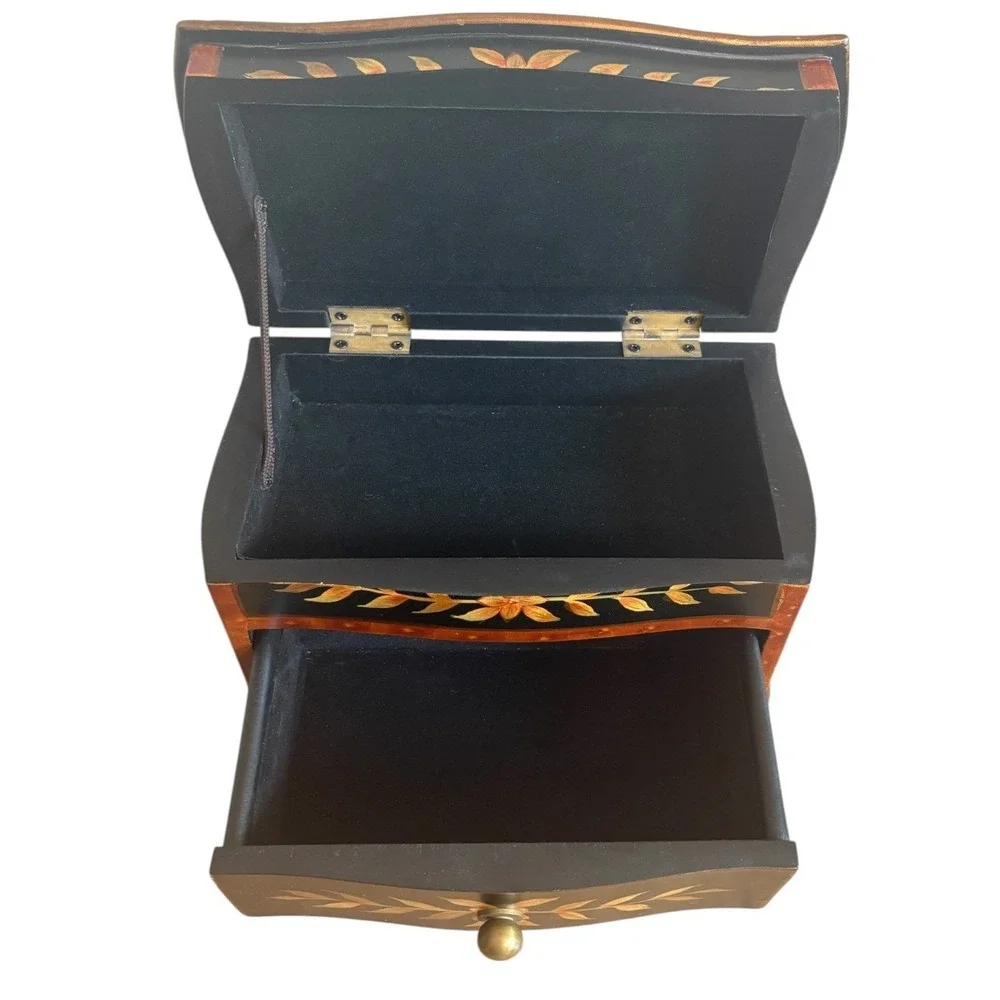 Chintz & Company Florentine Safari Box Hand Painted Wood Keepsake Jewelry Chest